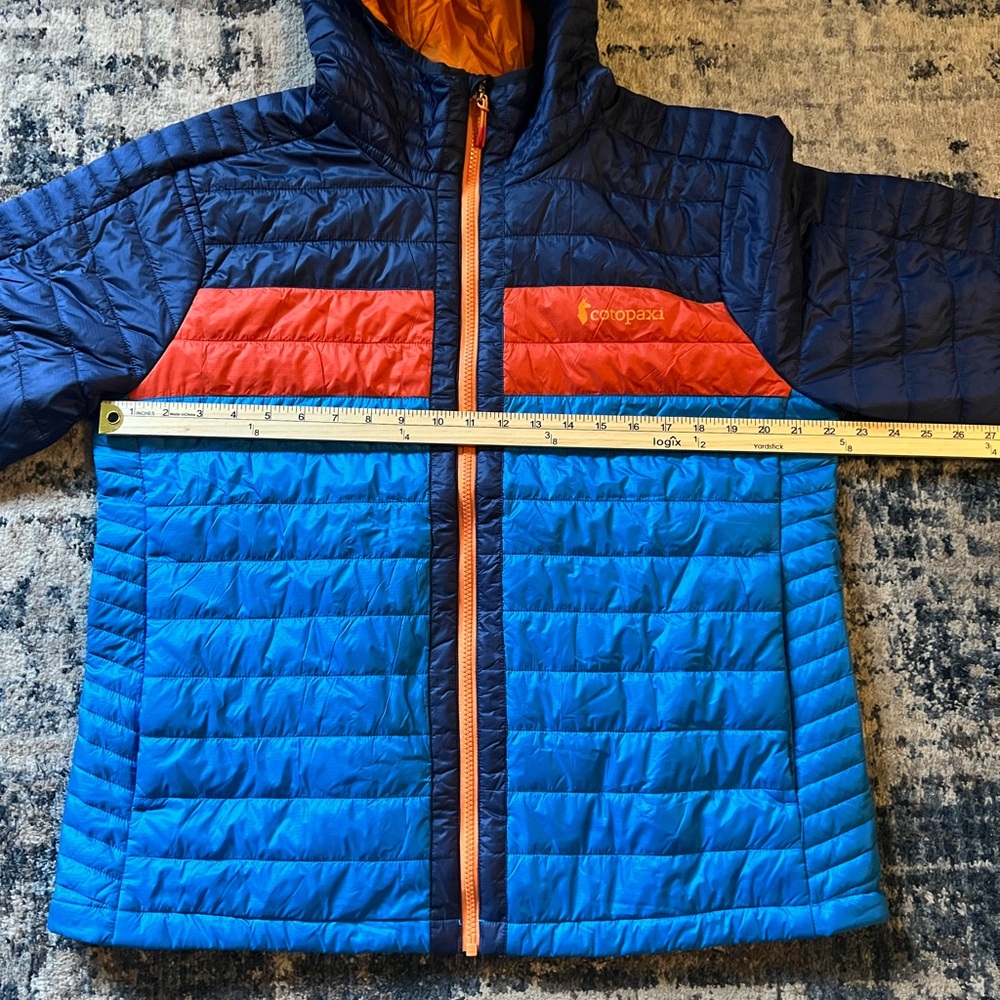 Cotopaxi Women’s XL (NWOT)